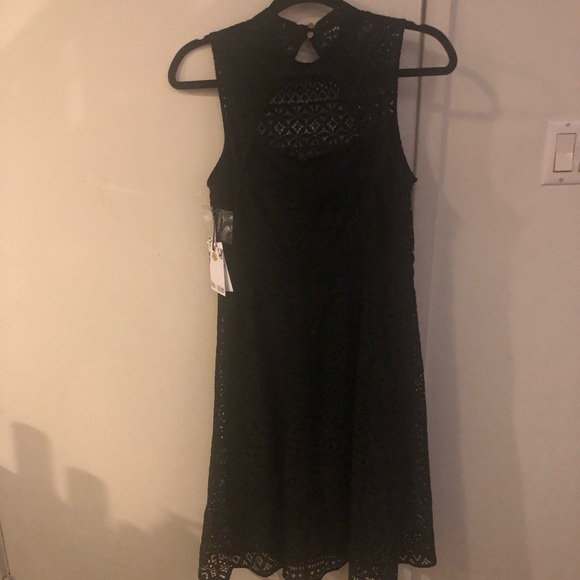 Dress - Picture 1 of 2